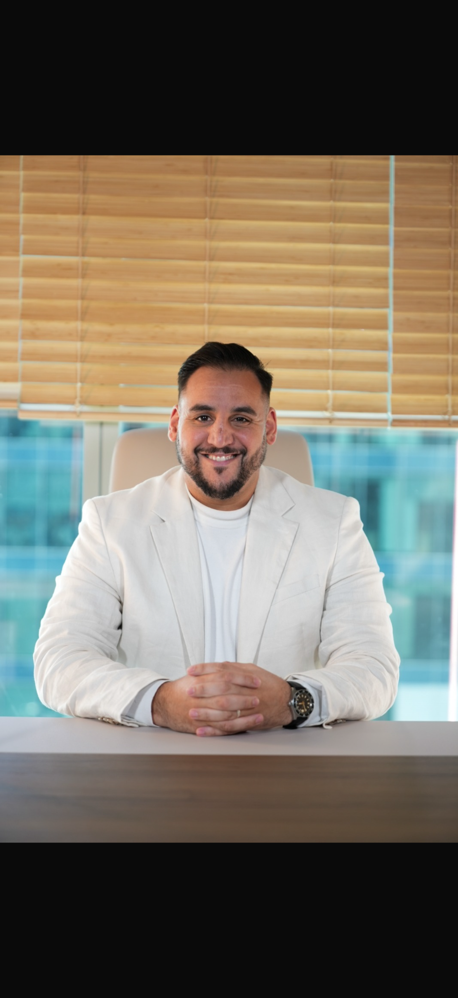 Yanis, votre interlocuteur immobilier à Dubaï